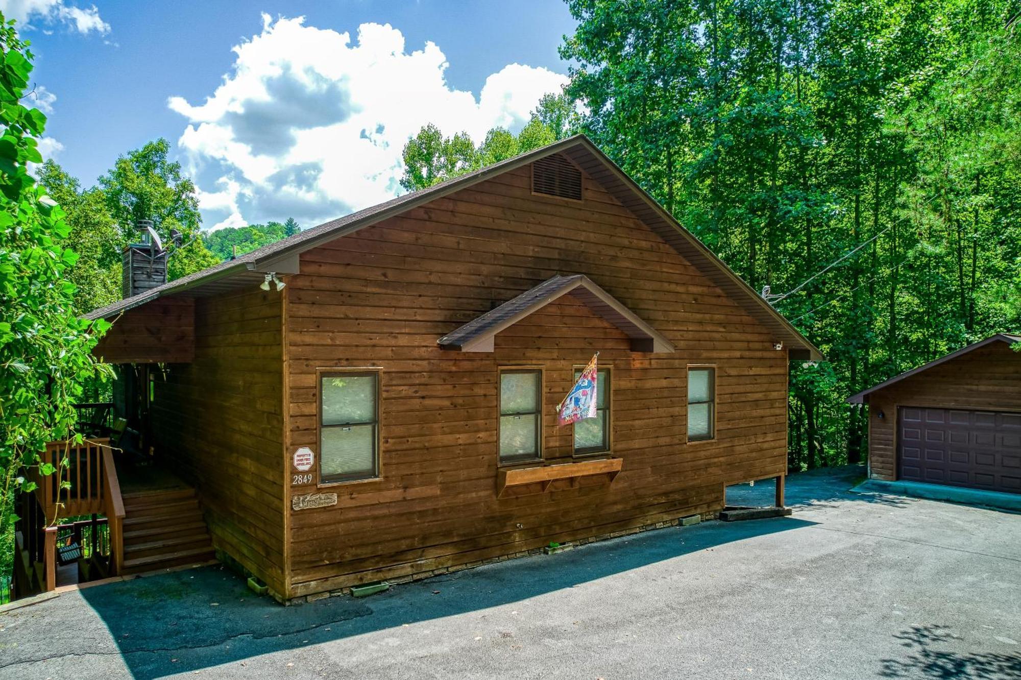The Nuthouse Ii, Pool Table, Wifi, 1089 Free Tickets Each Paid Day, Dollywood And More Сивиървил Екстериор снимка